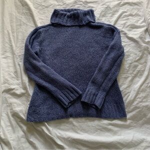 New York And Company Purple Turtleneck Size Small